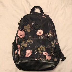 Mossimo floral blackpack